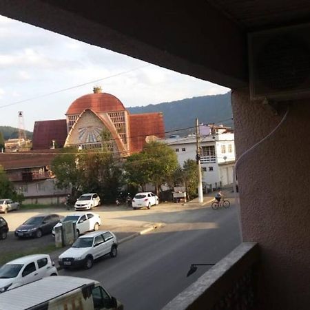 Апартаменты Centro Da Cidade Vista Para Praca Урубиси Экстерьер фото