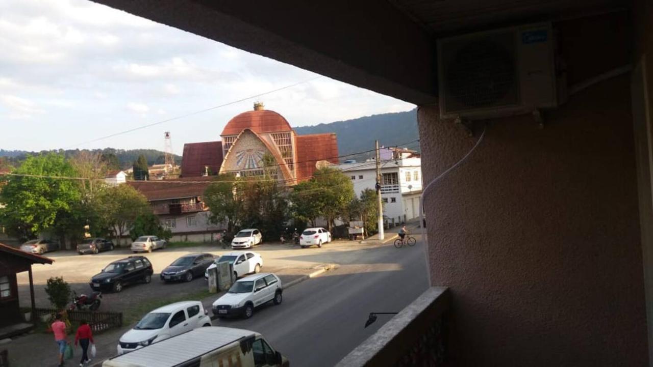 Апартаменты Centro Da Cidade Vista Para Praca Урубиси Экстерьер фото